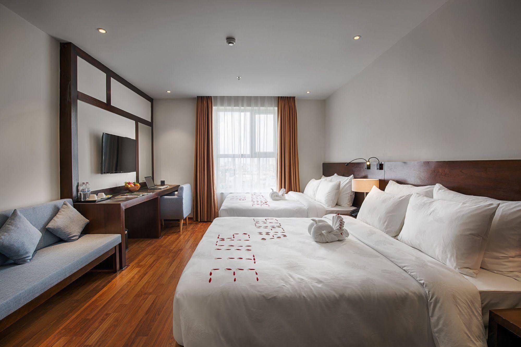 Sofia Suite Hotel Danang Dış mekan fotoğraf